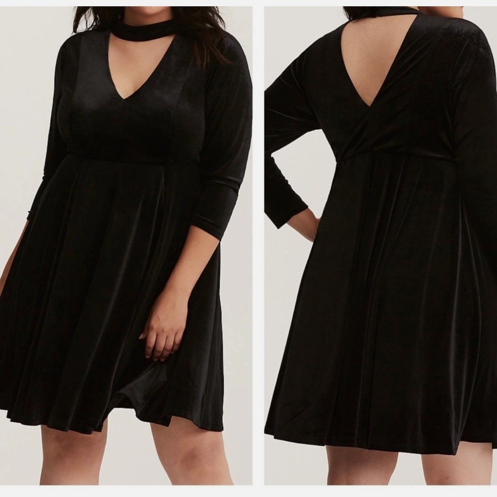 Torrid Black Velvet Cutout Neck Mini Skater Dress 6X Gothic Whimsigoth Dark Vamp